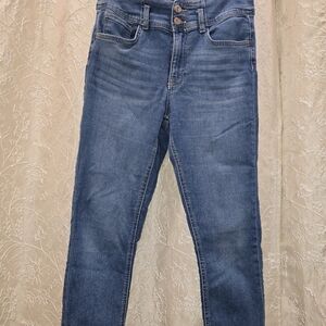 No Boundaries Women's Straight Leg Blue Jeans